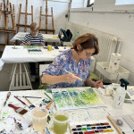 Im Kurs "Ganz einfach Aquarell malen lernen: für Einsteiger und Experimentierfreudige" mit Sabine Hilscher